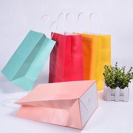 Sacs de transporteur élégants élégants de papier de Brown, sacs en papier colorés avec des poignées fournisseur