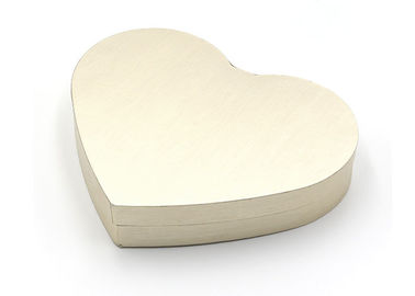 acheter Boîte-cadeau en forme de coeur de stratification de Matt avec le papier d'art/matériel de Greyboard fabrication en ligne
