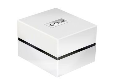 L'emballage de luxe coloré de cadeau enferme dans une boîte la taille 9,5 x 11 x 7.6cm de matière plastique pour la montre fournisseur
