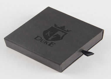 L'emballage de luxe de cadeau de couleur noire enferme dans une boîte le logo réutilisable de Cutsomized pour le bracelet fournisseur