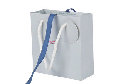 La coutume bleue de couleur a imprimé des sacs en papier avec la belle poignée de ruban/corde fournisseur