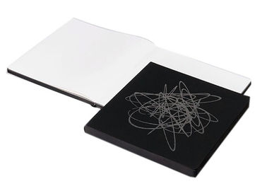 La coutume noire de couleur a imprimé la taille A4/A5/A6 carrée de forme de carnets disponible fournisseur
