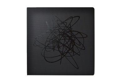 La coutume noire de couleur a imprimé la taille A4/A5/A6 carrée de forme de carnets disponible fournisseur