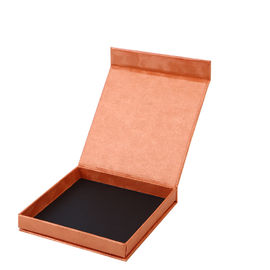 Boîtes de papier de carton cosmétique d'emballage, boîte supérieure de secousse avec la fermeture magnétique fournisseur