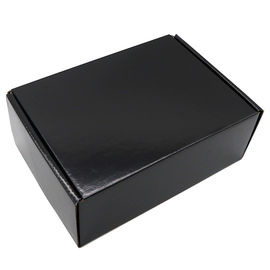 Good price Cartons d'expédition ondulés mats réutilisés, taille ondulée noire de Cutsomized de boîtes en ligne